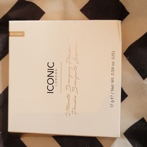 Iconic London Ultimate Bronzing Powder